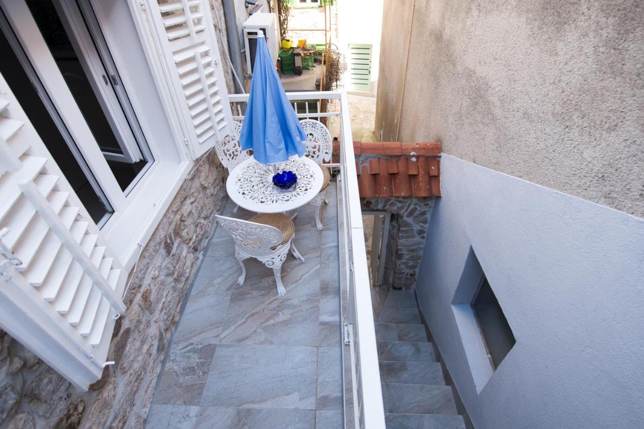 Ferienwohnung La Casa Di Pietra Krk Exterior foto
